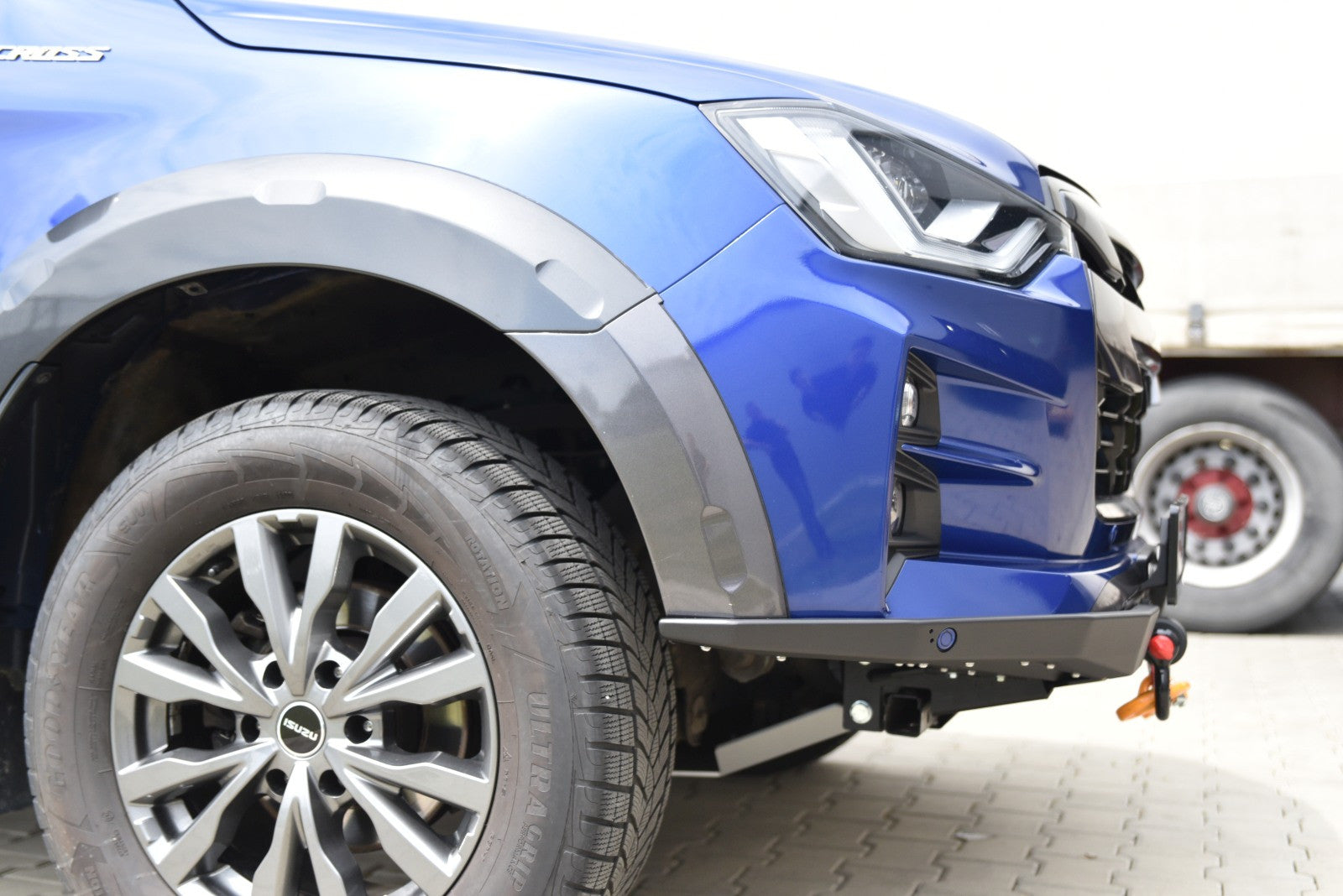 Zderzak przód wersja slim Isuzu D-MAX 2020-