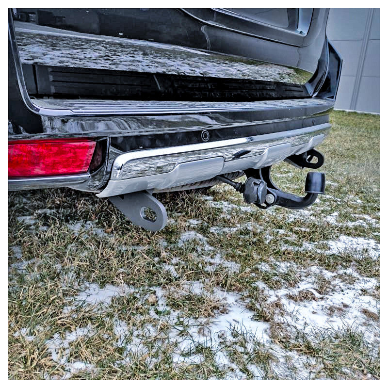 Mocowanie szekli do tylnego zderzaka Toyota LCJ150 2013-