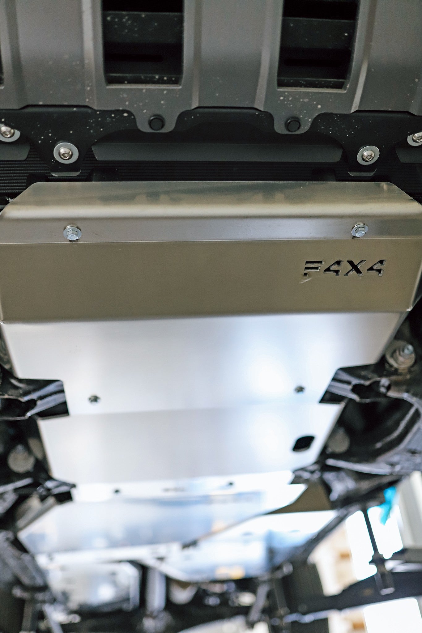 Osłona silnika Toyota LCJ250 2024-