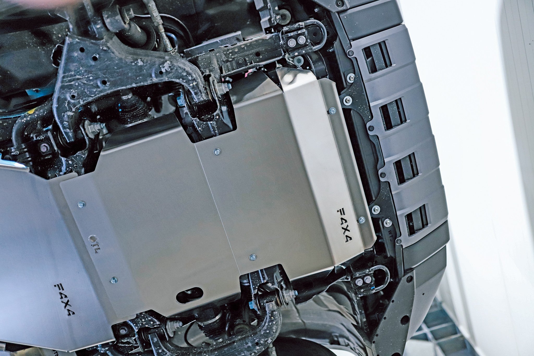 Osłona silnika Toyota LCJ250 2024-