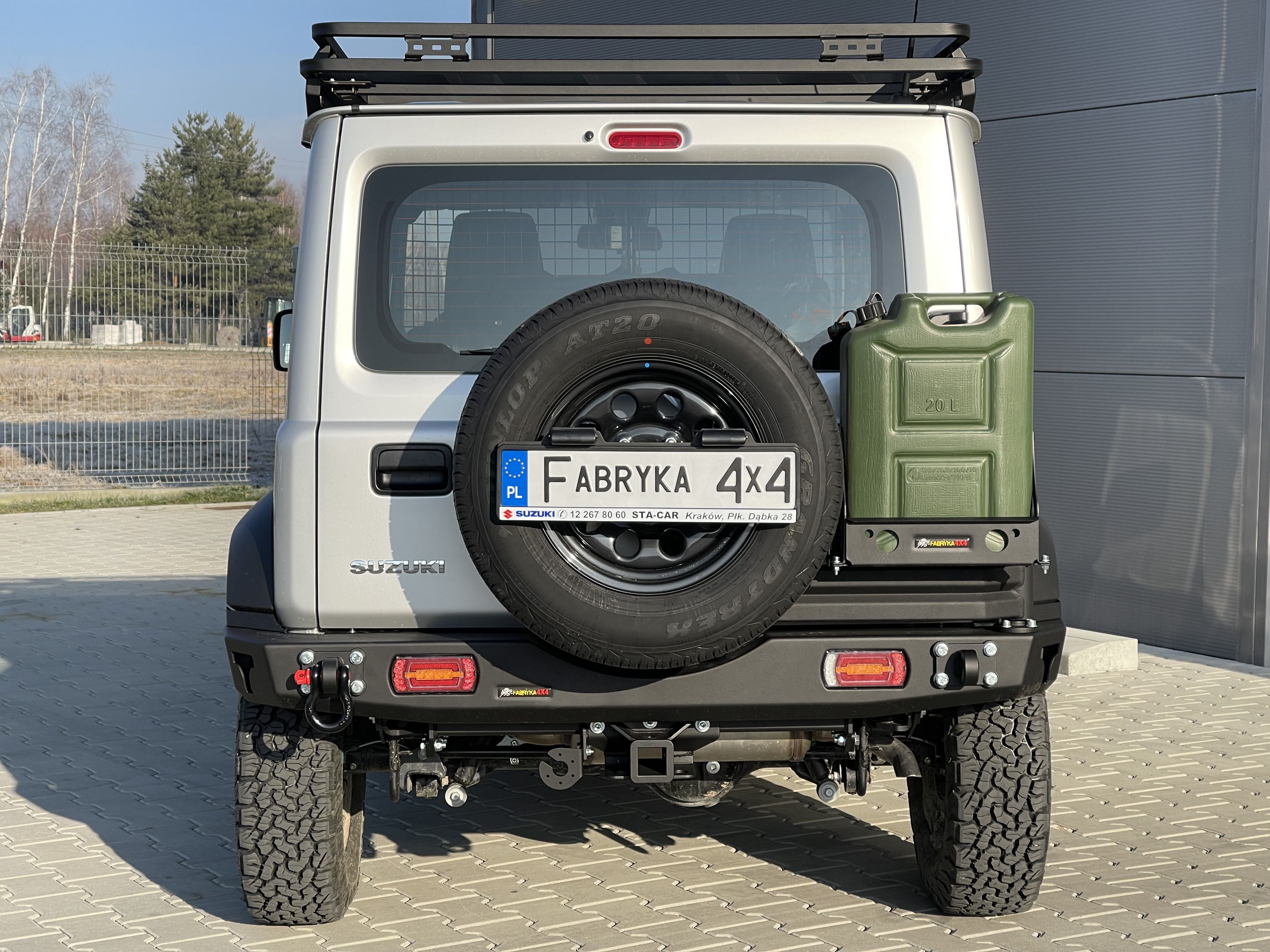 Zderzak tył z lampami LED Suzuki Jimny IV 2018-