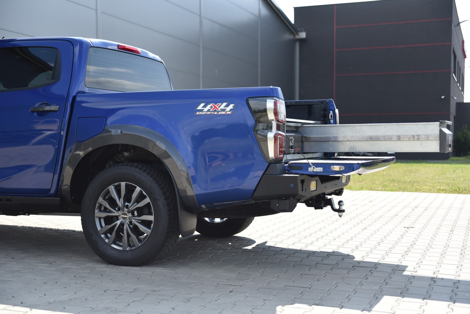 Zabudowa wyprawowa Isuzu D-MAX 2020-