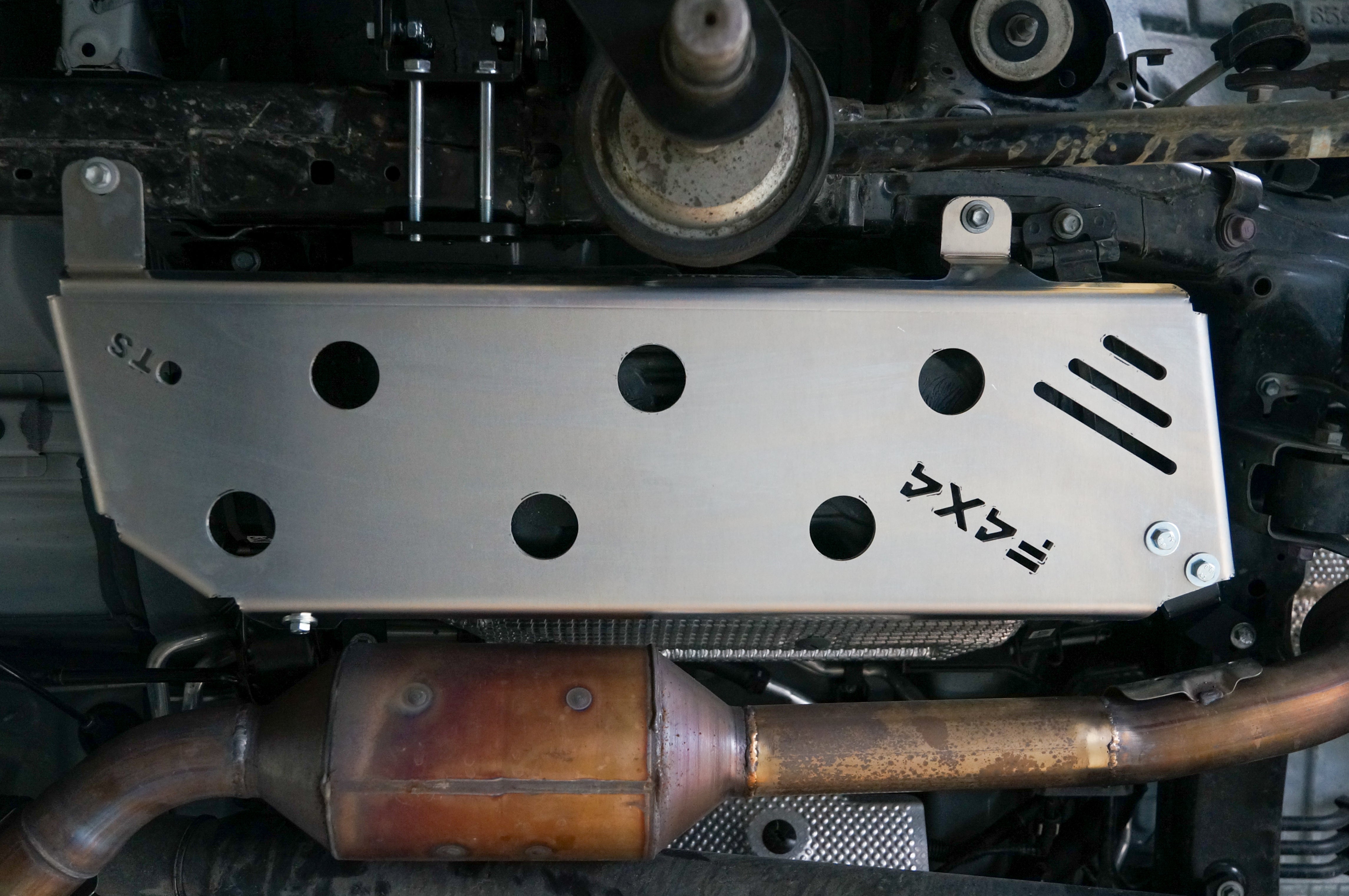 Osłona subtank Toyota LCJ250 2024-