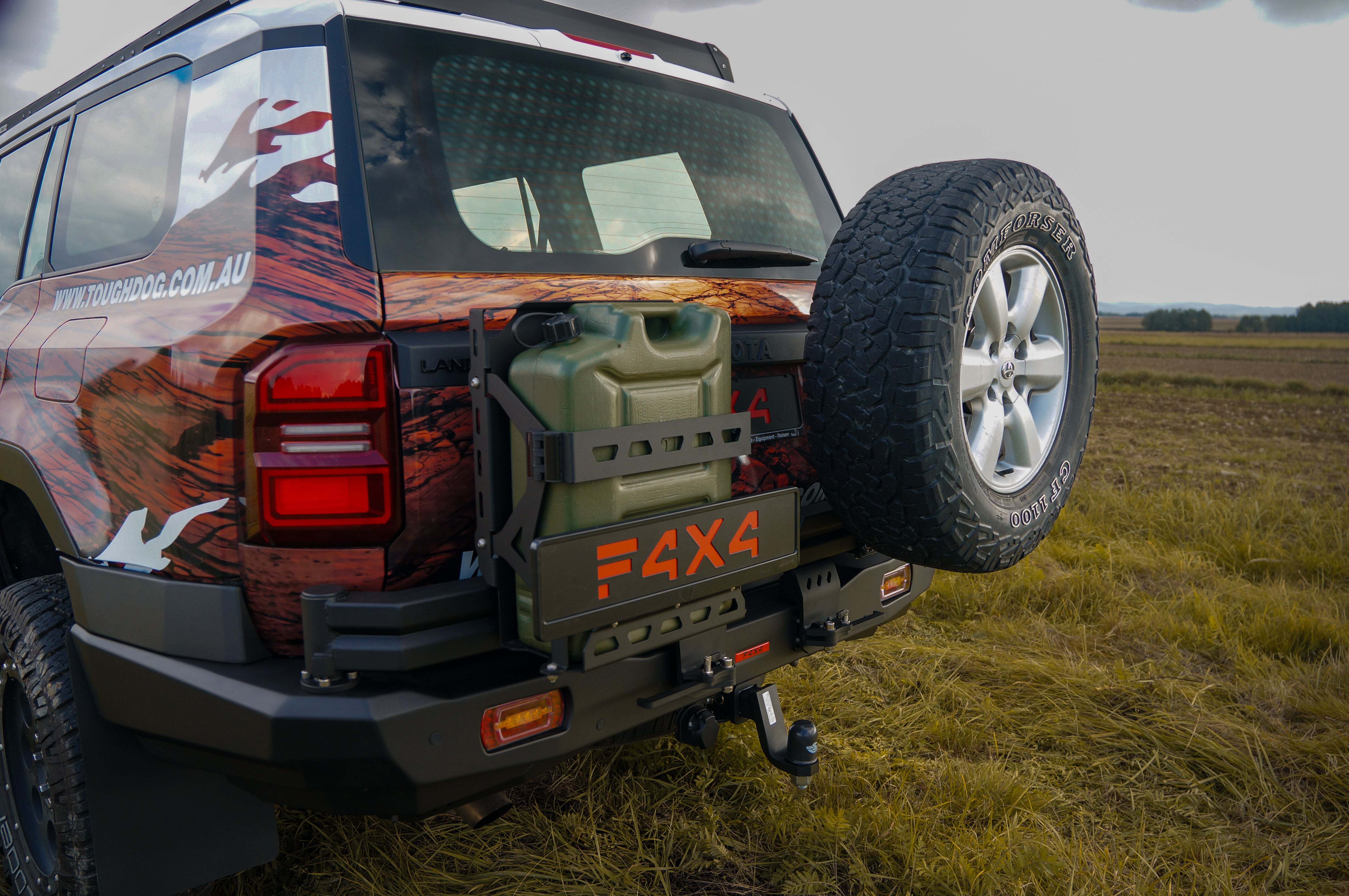 Mocowanie koła na ramię modułowe Toyota Land Cruiser J250 2024-