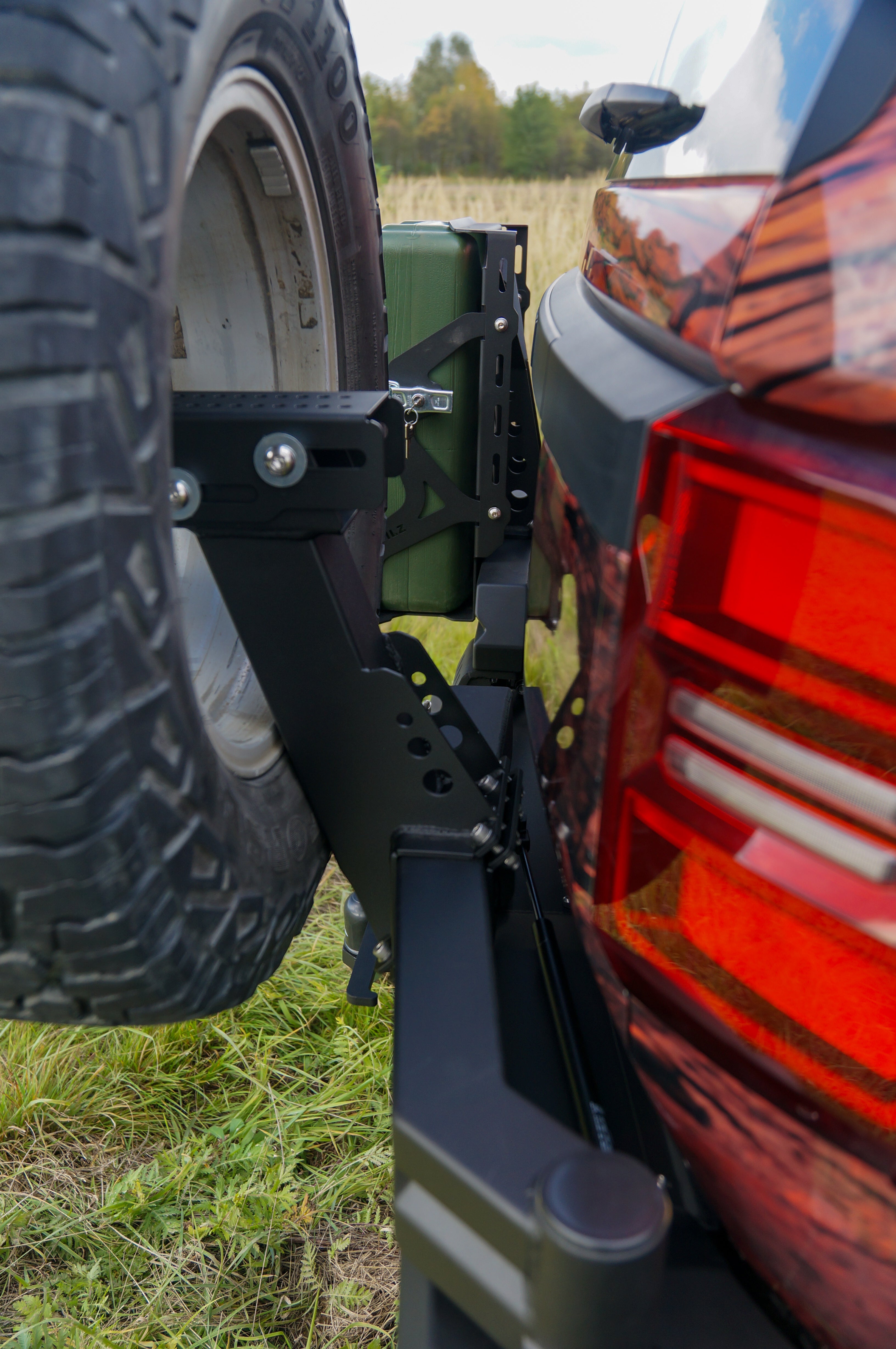 Mocowanie koła na ramię modułowe Toyota Land Cruiser J250 2024-