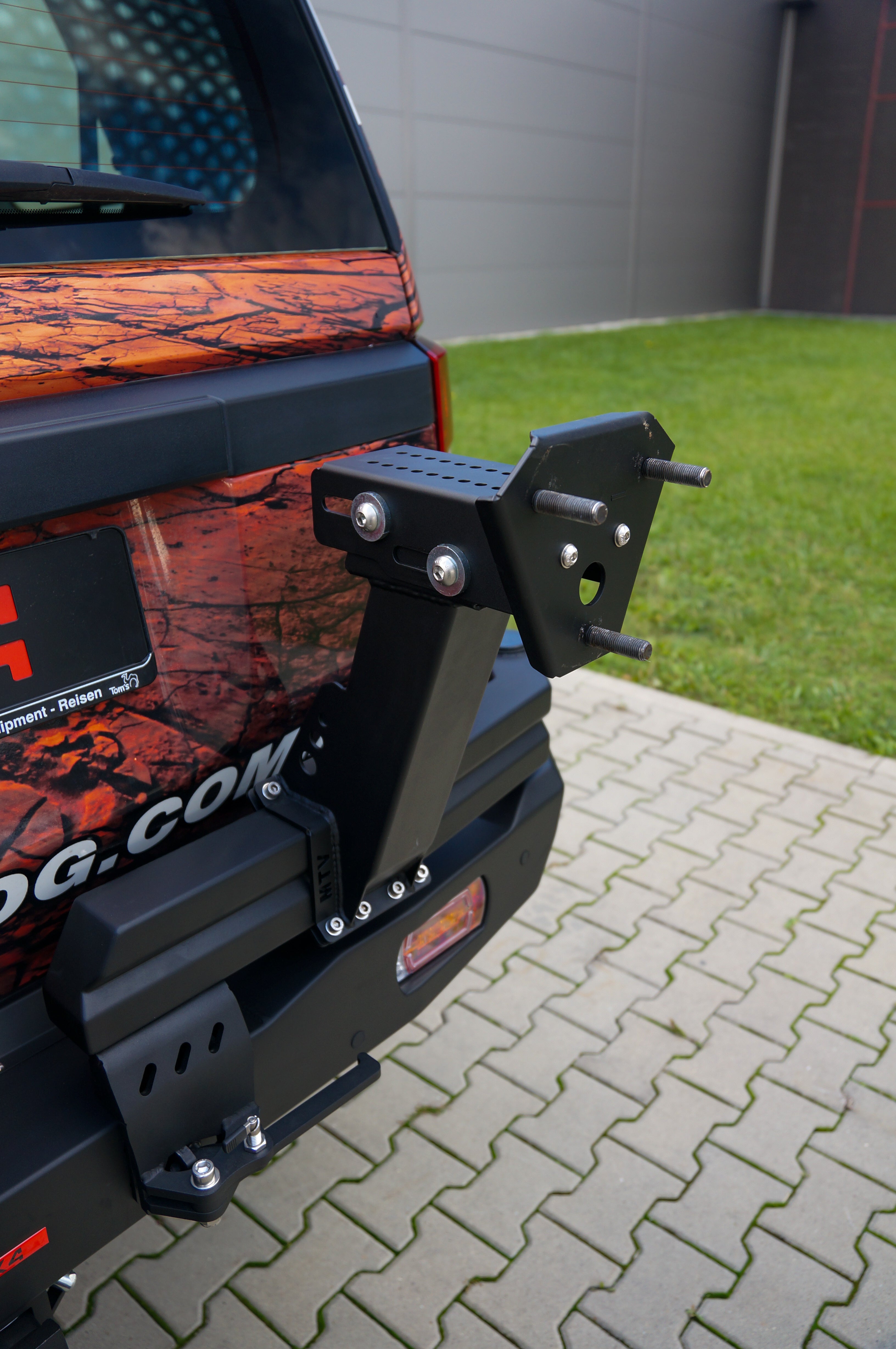 Mocowanie koła na ramię modułowe Toyota Land Cruiser J250 2024-