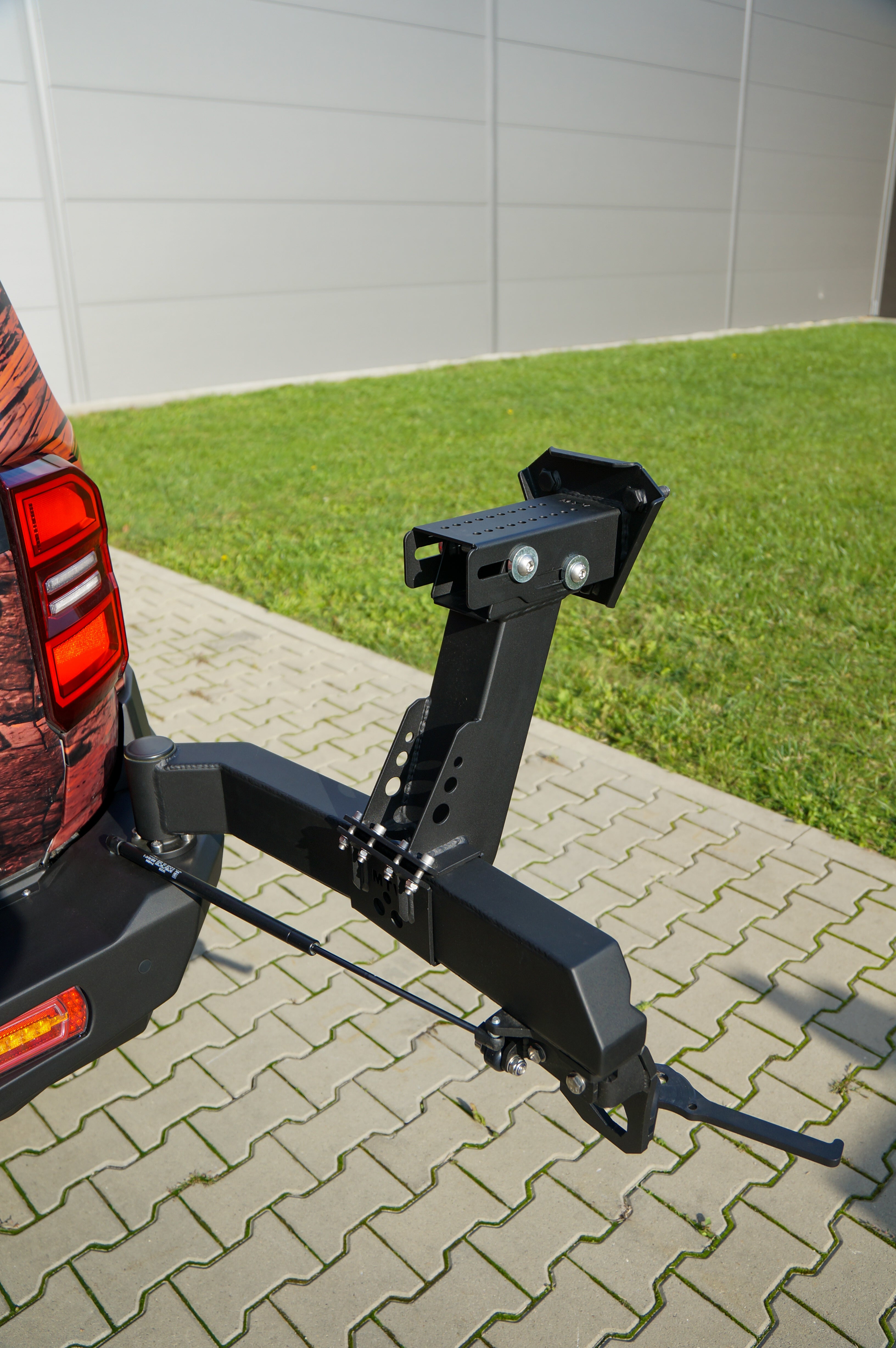 Mocowanie modułowe prawe Toyota LCJ250 2024-