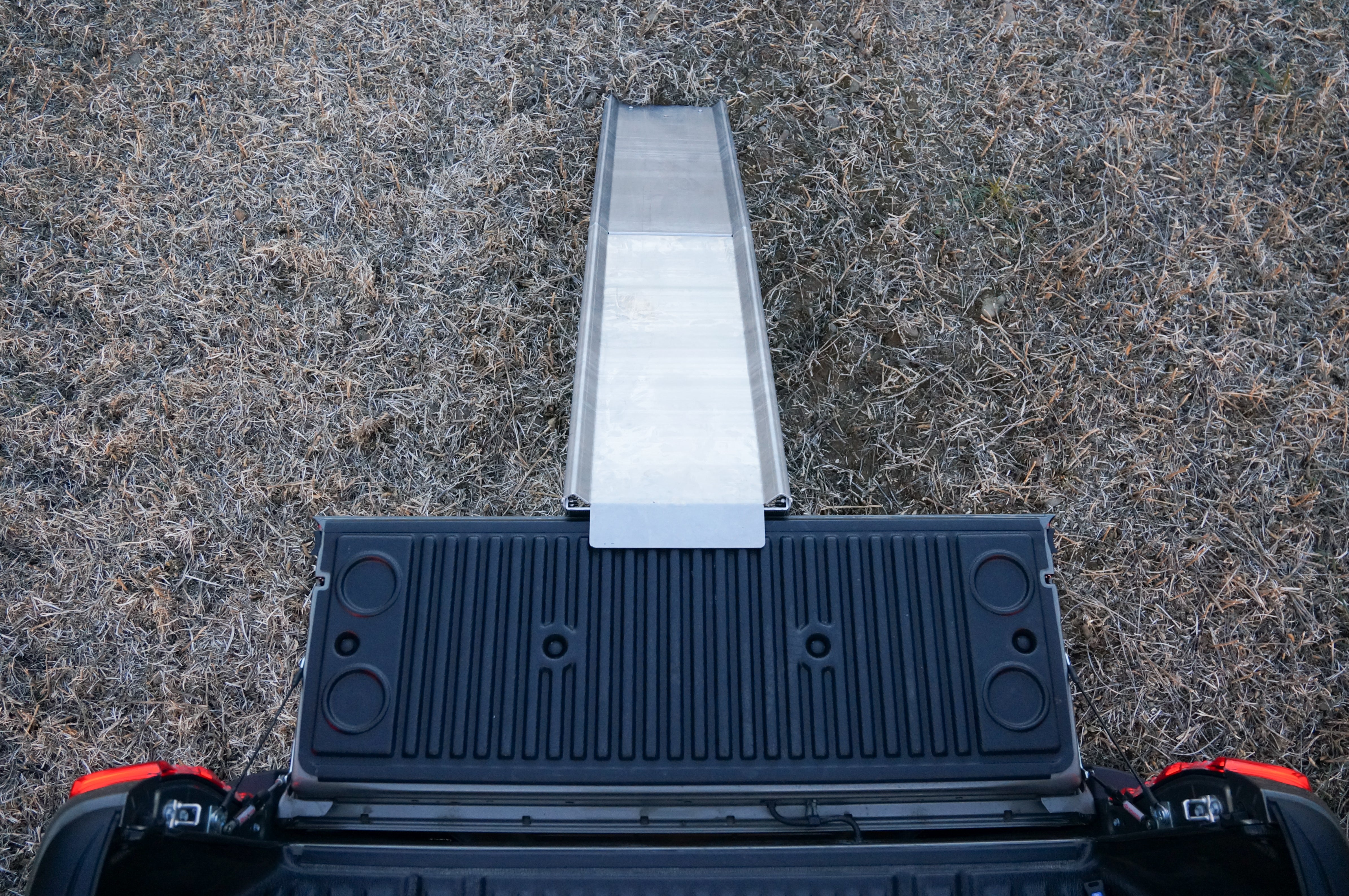 Uniwersalny trap dla myśliwych na pickup