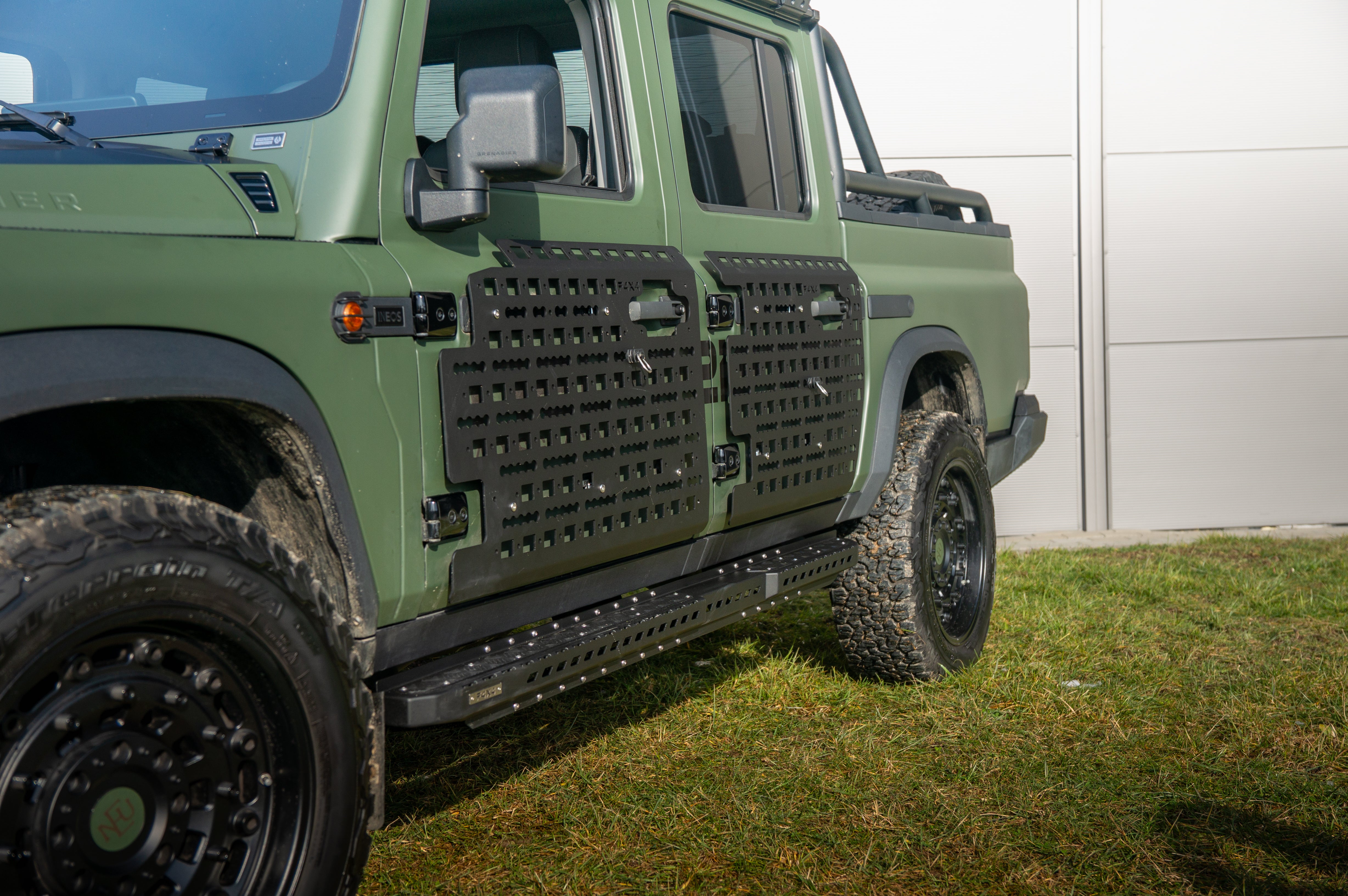 Left rear door cover Ineos Grenadier Quartermaster 3.0B 2023-