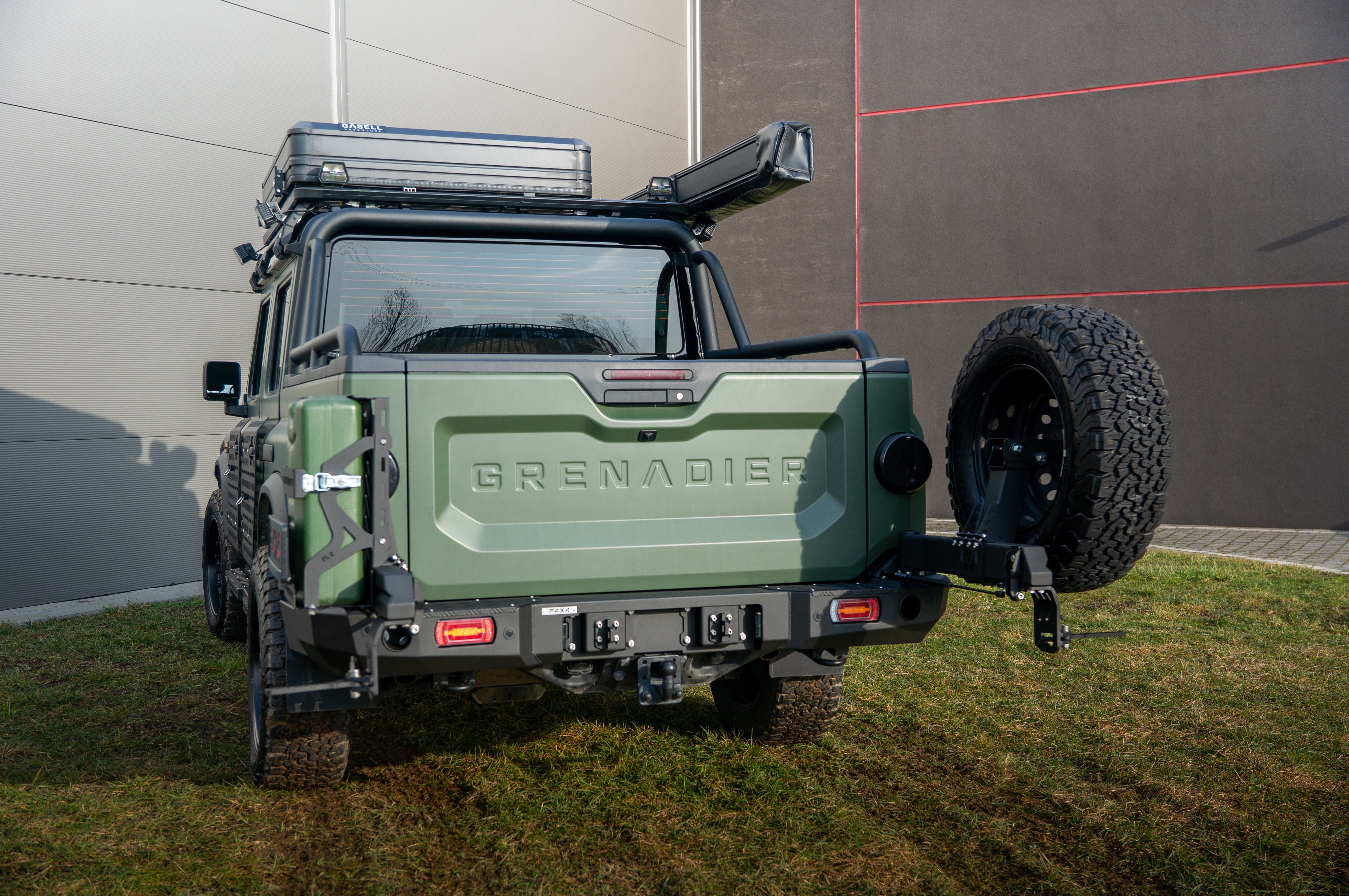 Modulare Befestigung rechts Ineos Grenadier Quartermaster 3.0B 2023-