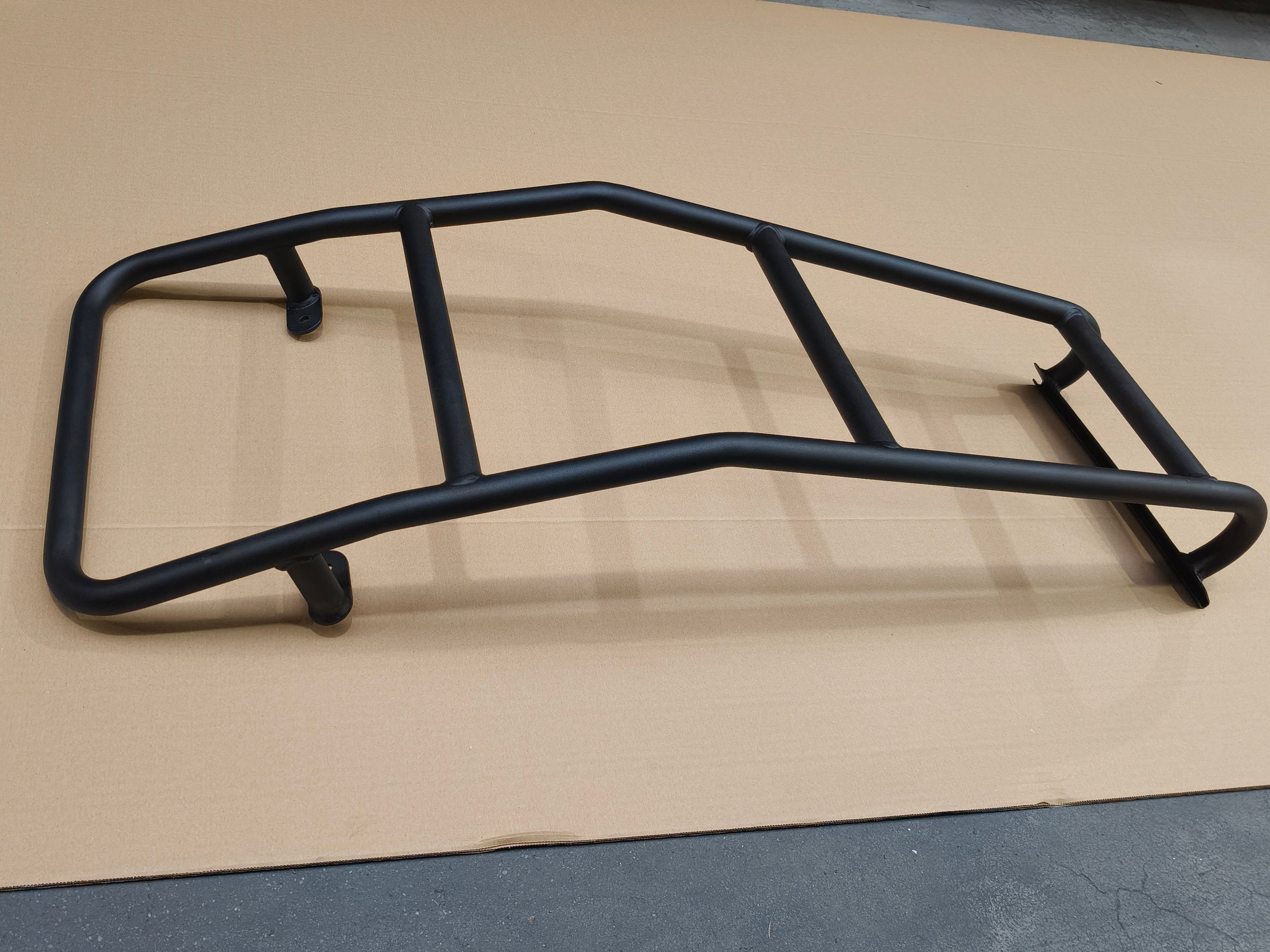 Drabinka do wersji bez koła zapasowego na klapie Toyota LCJ120/125 02-09