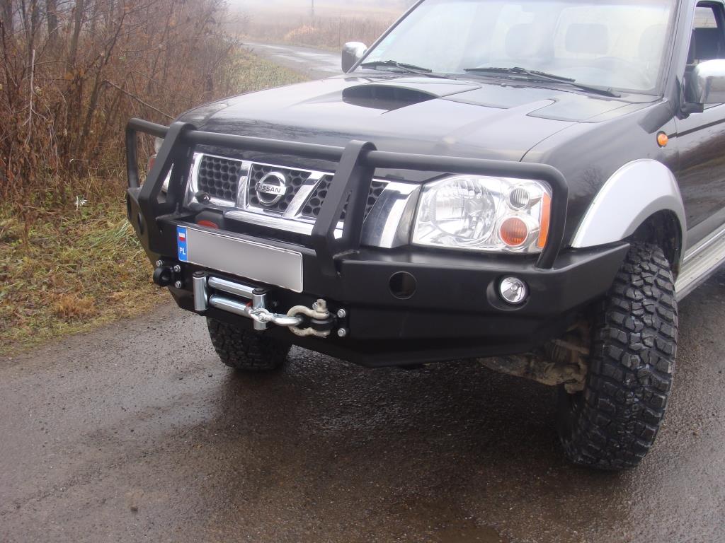 Zderzak przód Nissan NP300 / Navara D22 01-04