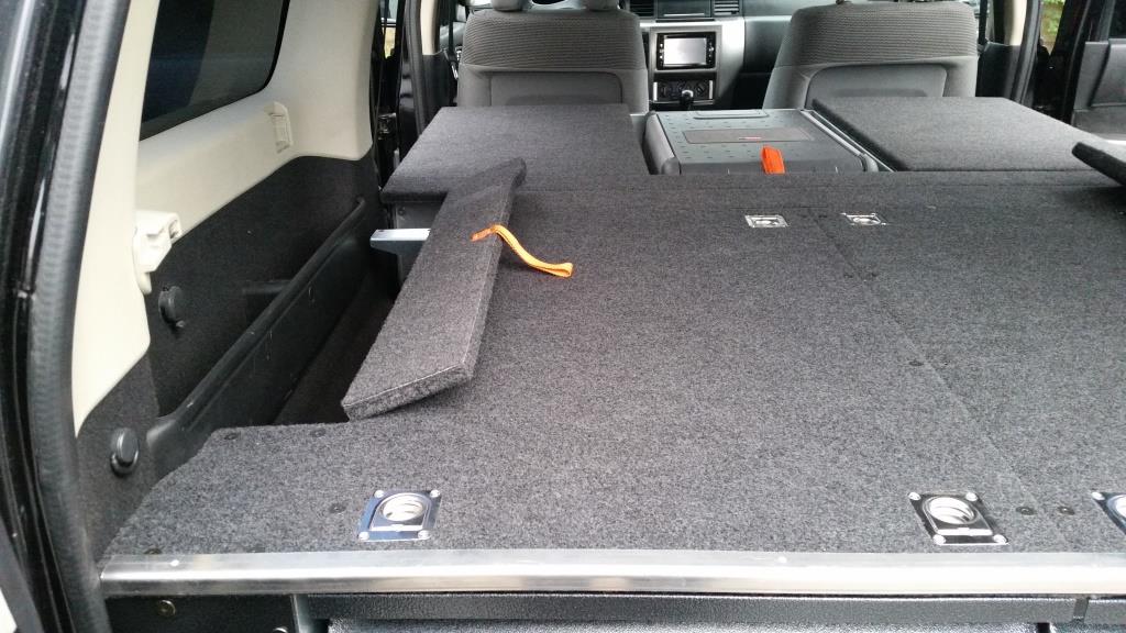 Zabudowa sypialna - modułowa Nissan Y61/GU4