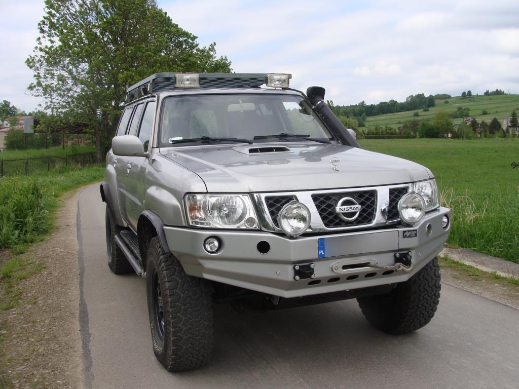 Stoßfänger vorne Nissan GU4