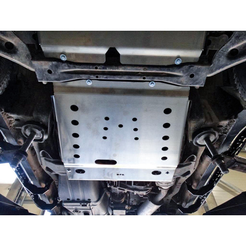Osłona skrzyni automat diesel Mitsubishi Pajero III 99-06