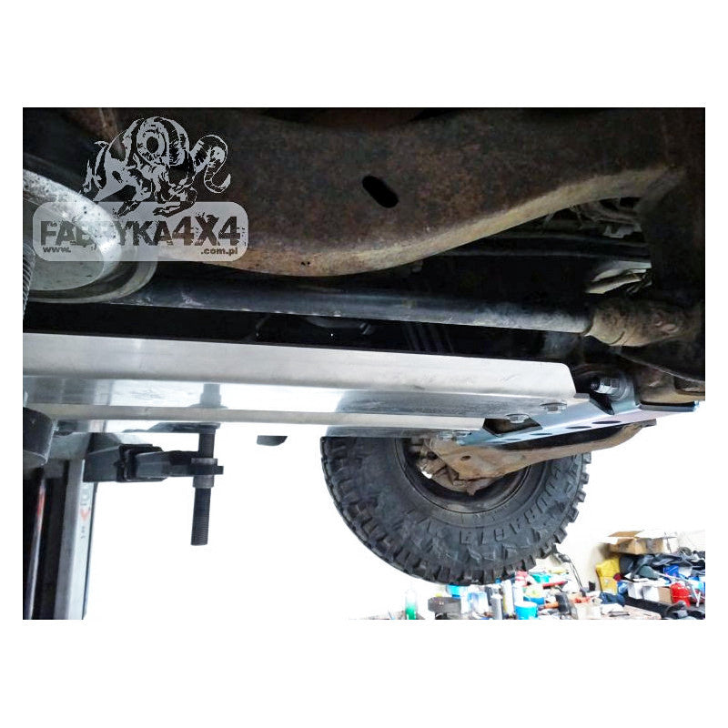 Osłona skrzyni 2.8 diesel automat Mitsubishi Pajero II 91-99
