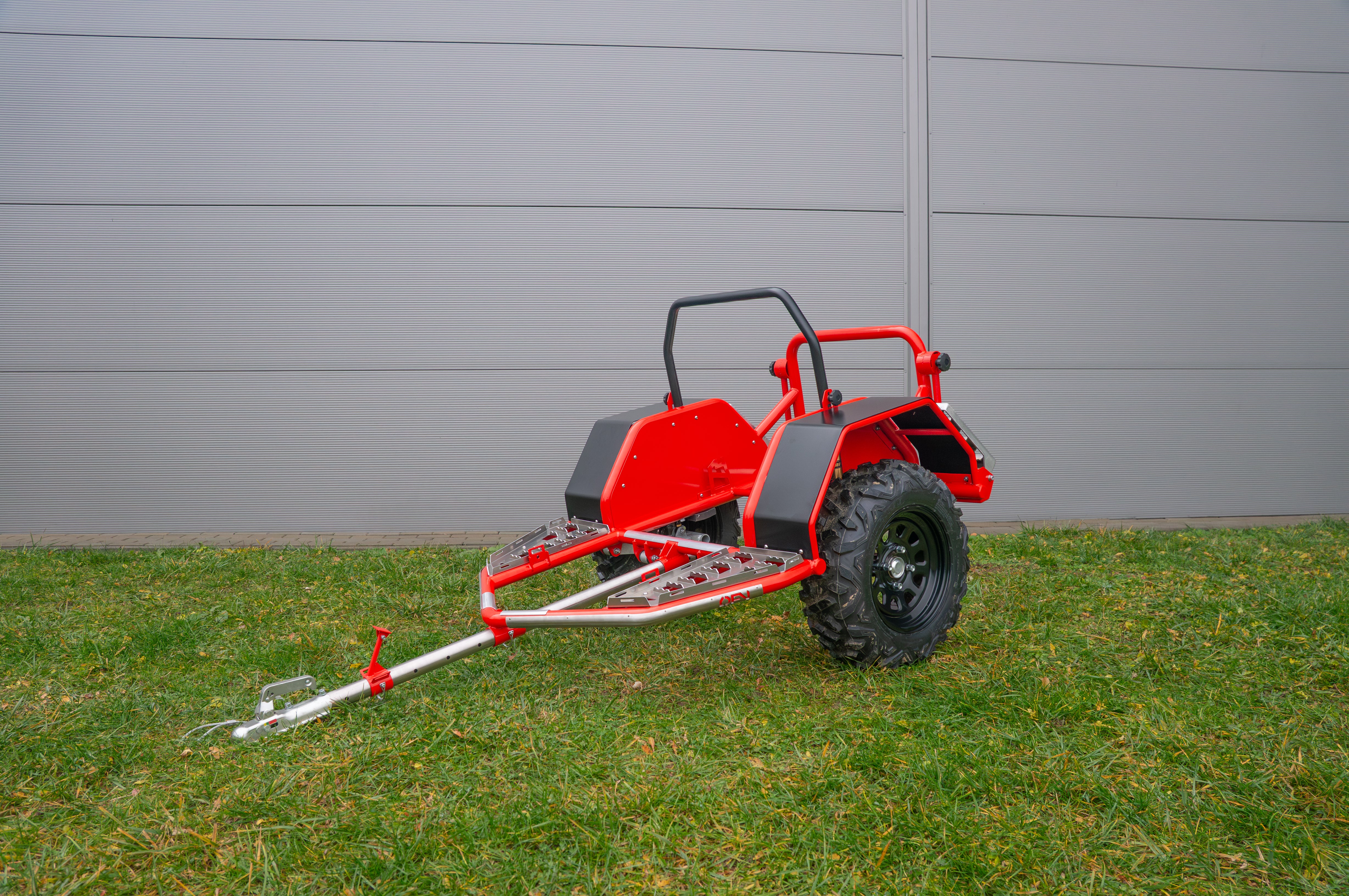 Przyczepa do transportu poszkodowanych DEFENTRON