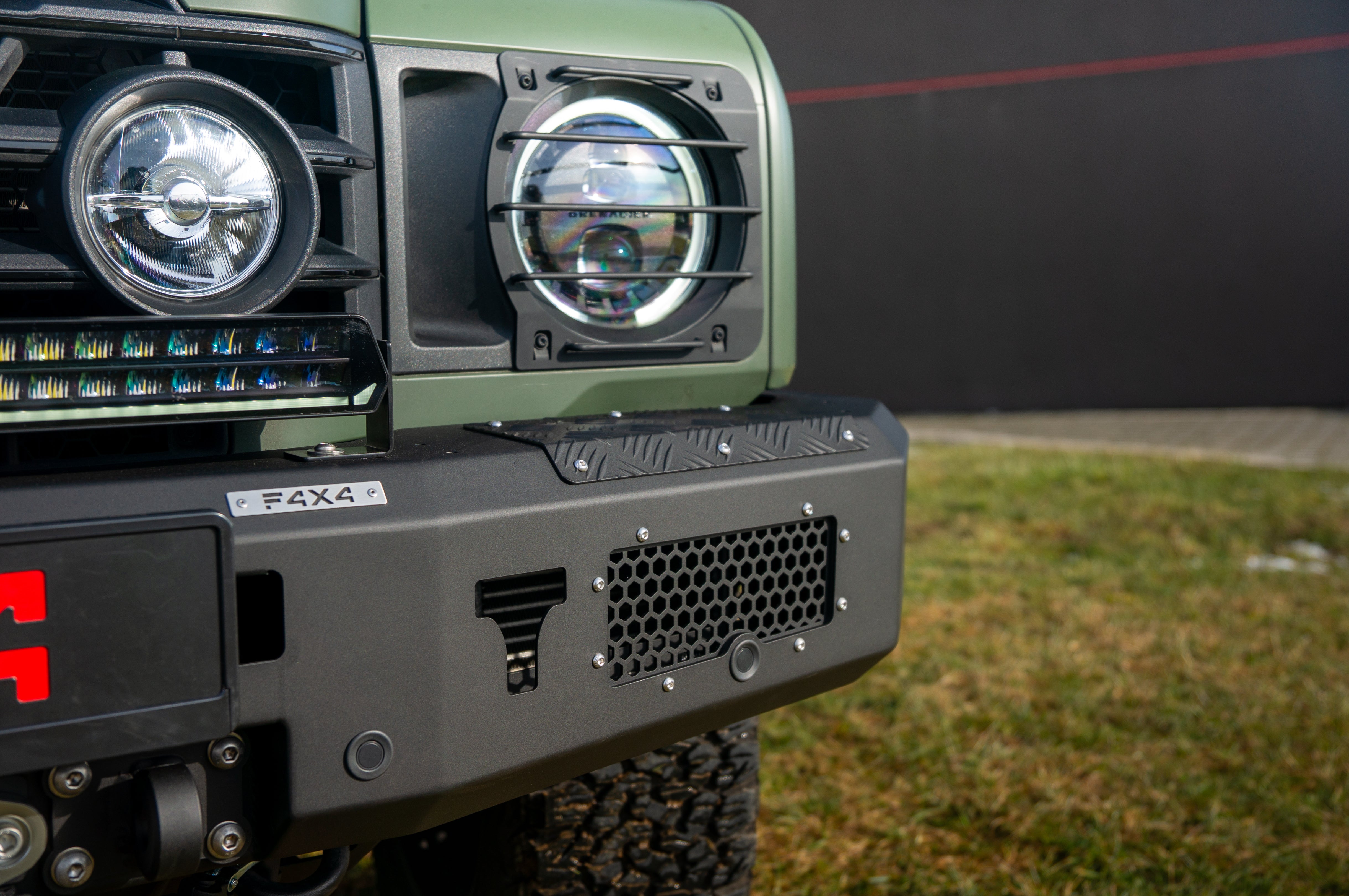 Front bumper Ineos Grenadier Quartermaster 3.0B 2023-