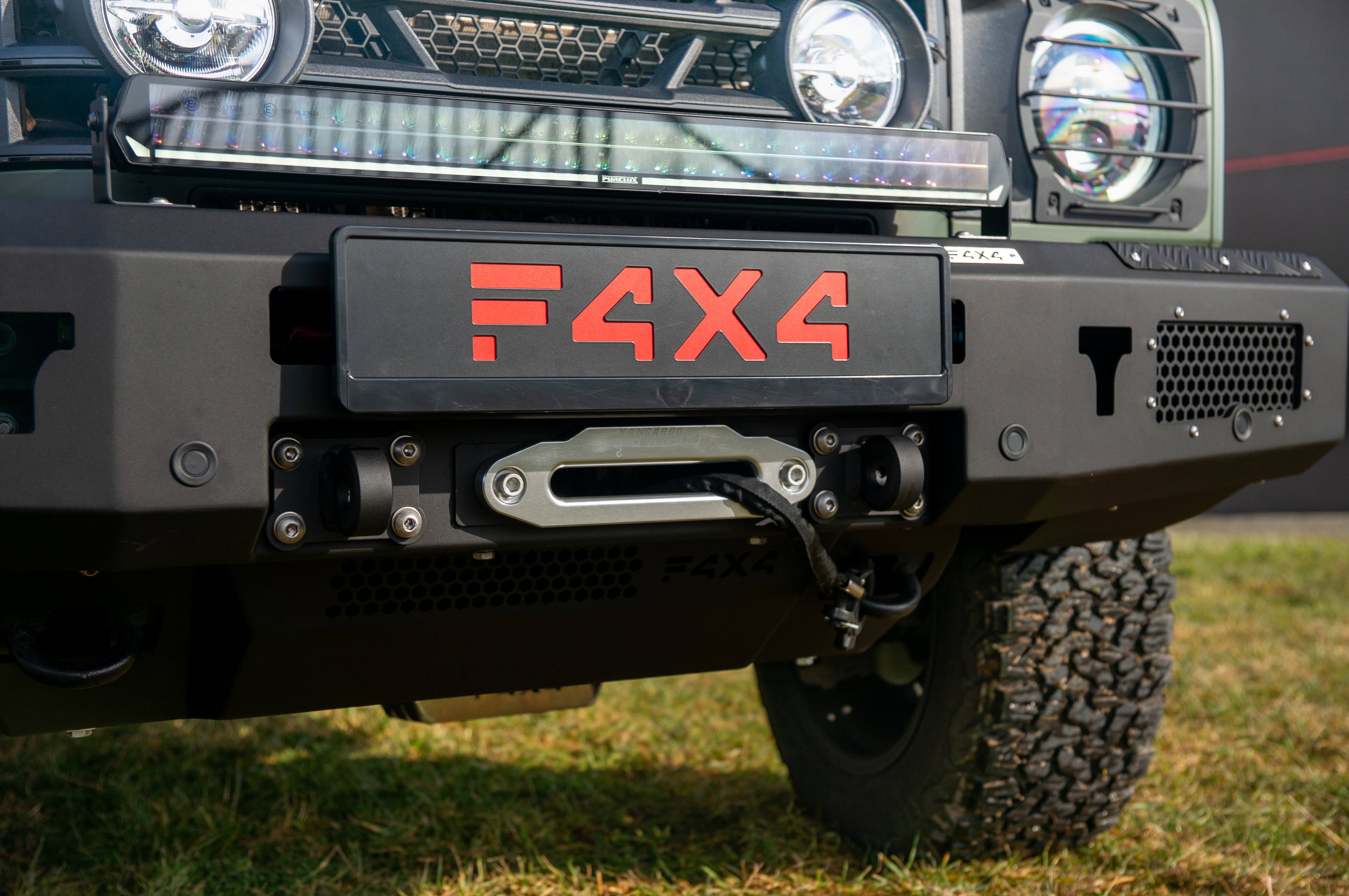 Front bumper Ineos Grenadier Quartermaster 3.0B 2023-