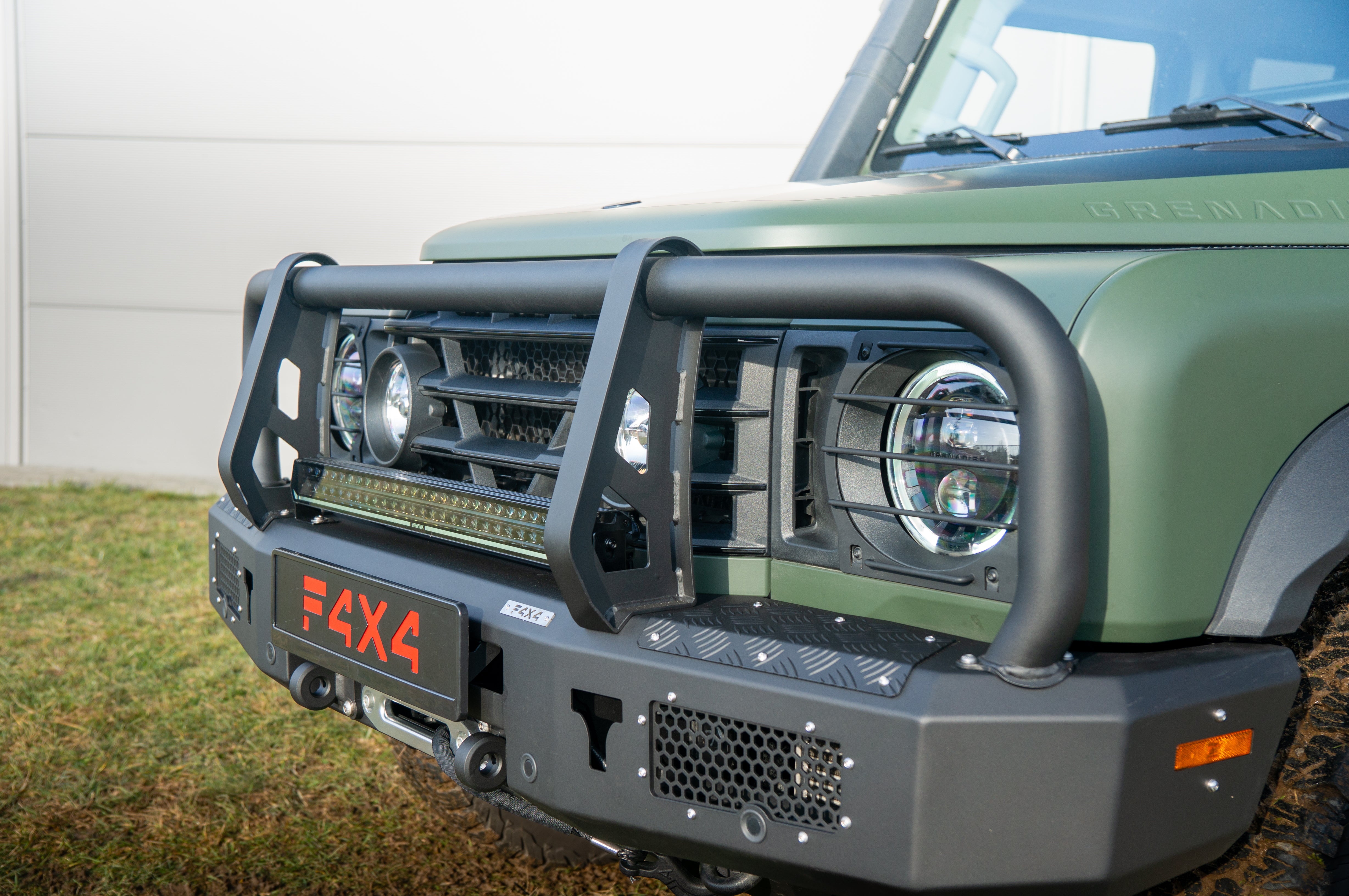 Bullbar do zderzaka ZIL Ineos Grenadier Quartermaster 3.0D 2023-