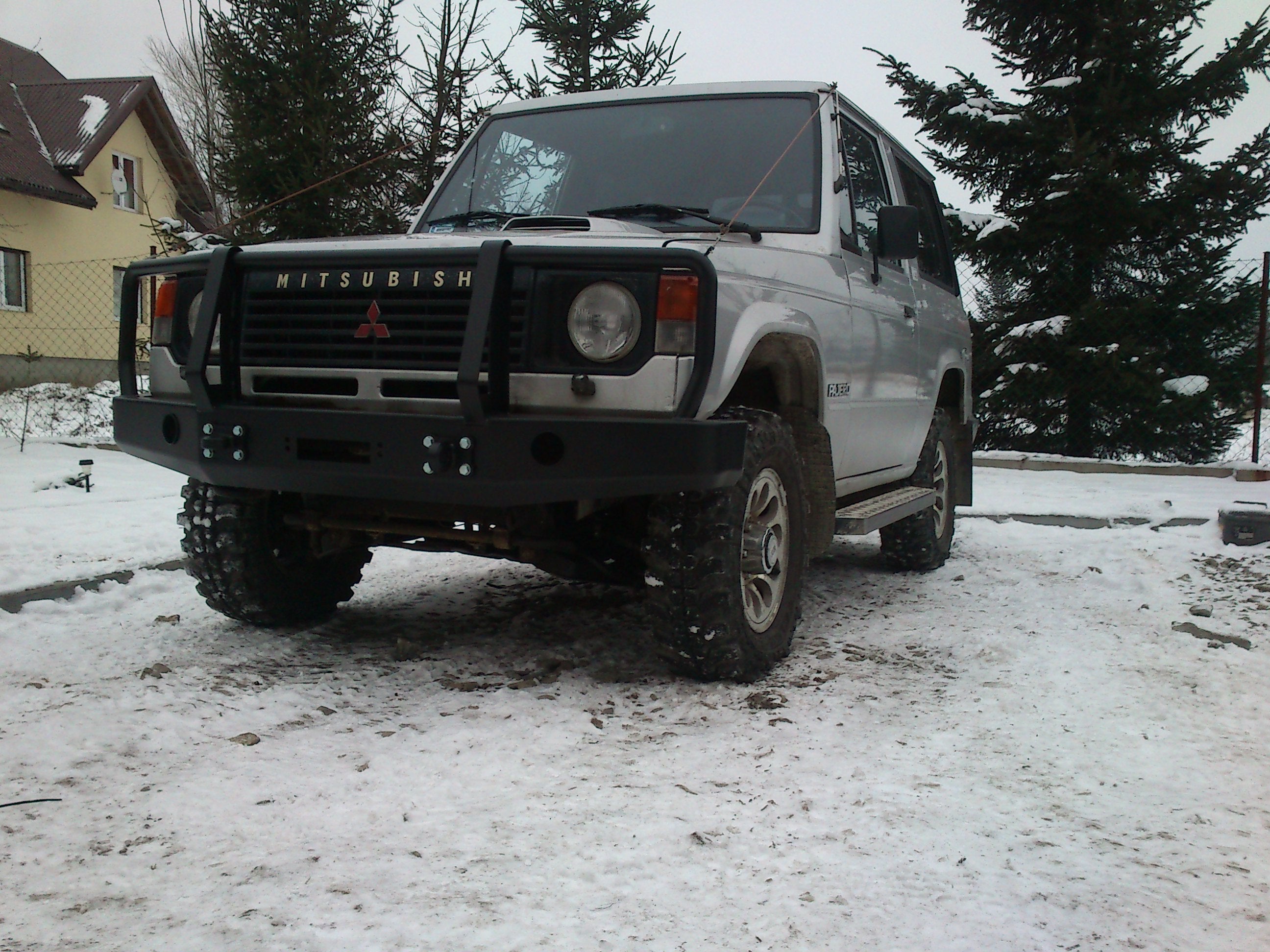 Bullbar do zderzaka Pajero I 82-91
