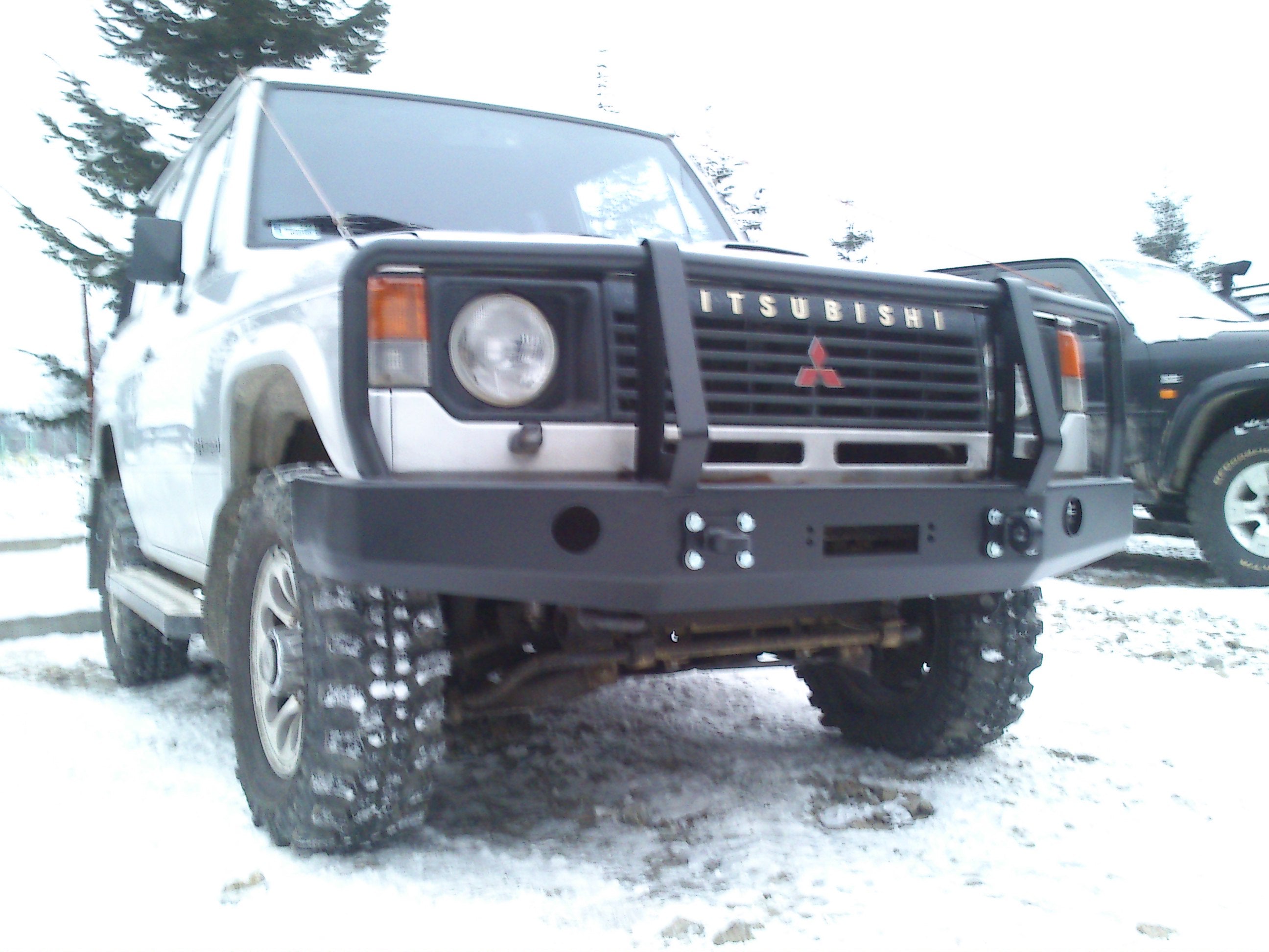 Bullbar do zderzaka Pajero I 82-91
