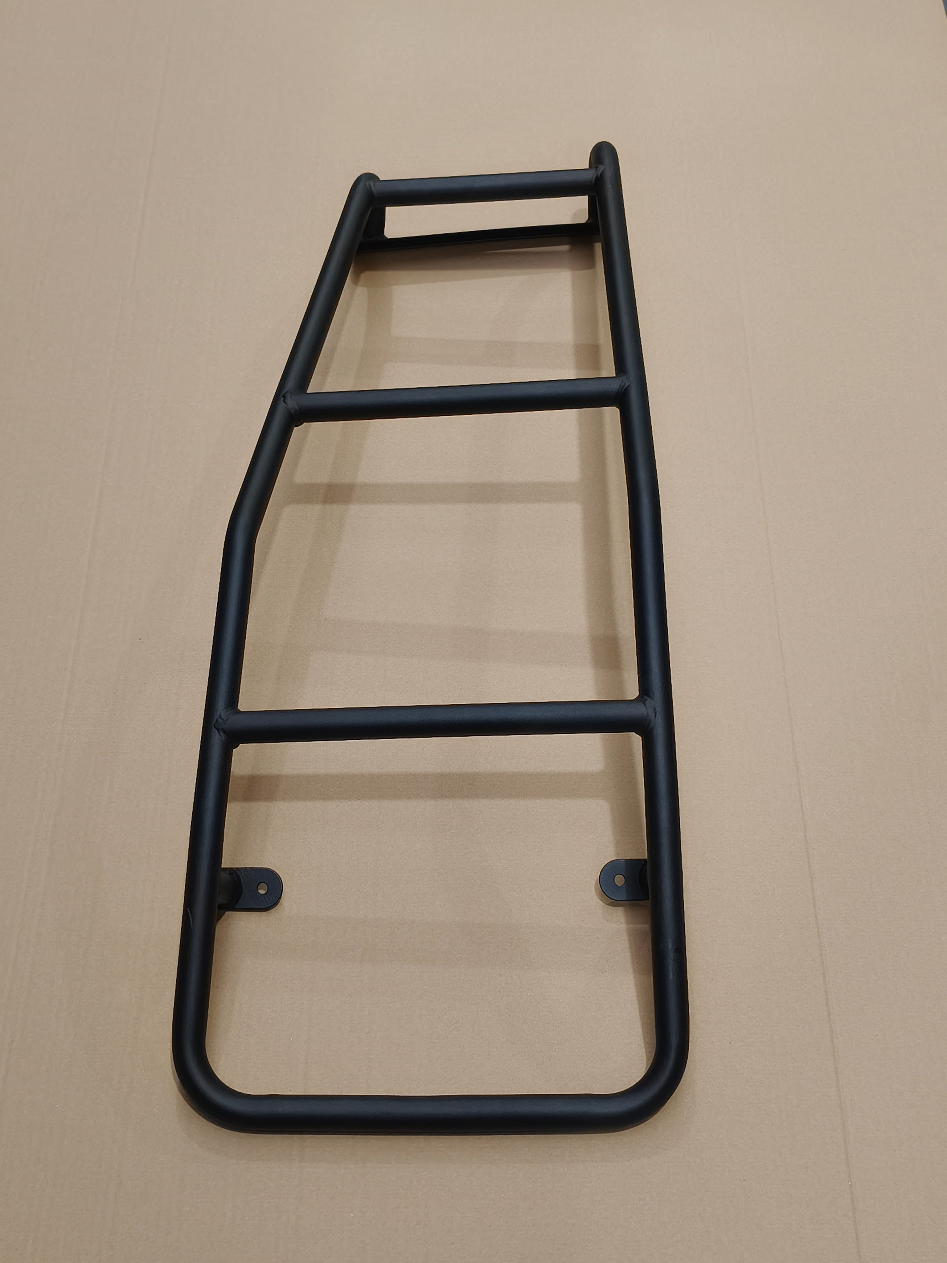 Drabinka do wersji bez koła zapasowego na klapie Toyota LCJ120/125 02-09