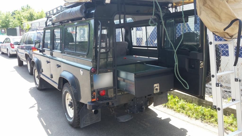 Zabudowa wyprawowa Land Rover Defender 110