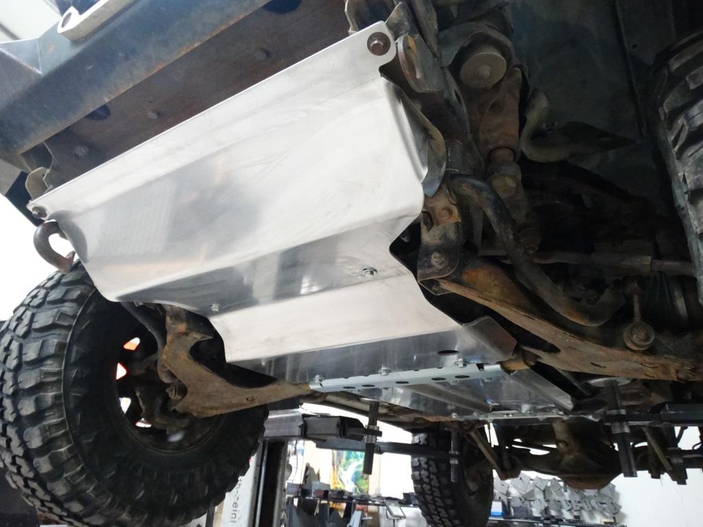 Motorschutz 2.8 Diesel manuell für F4X4 Stoßstange Mitsubishi Pajero II 91-99