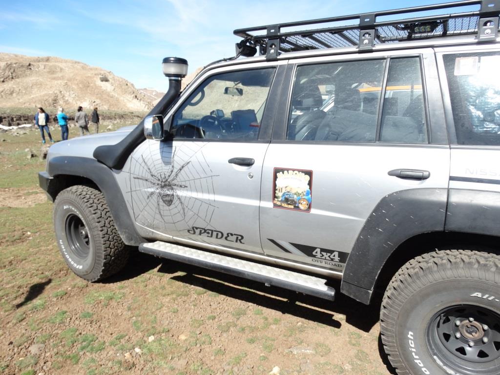 Progi do wersji długiej Nissan GU4