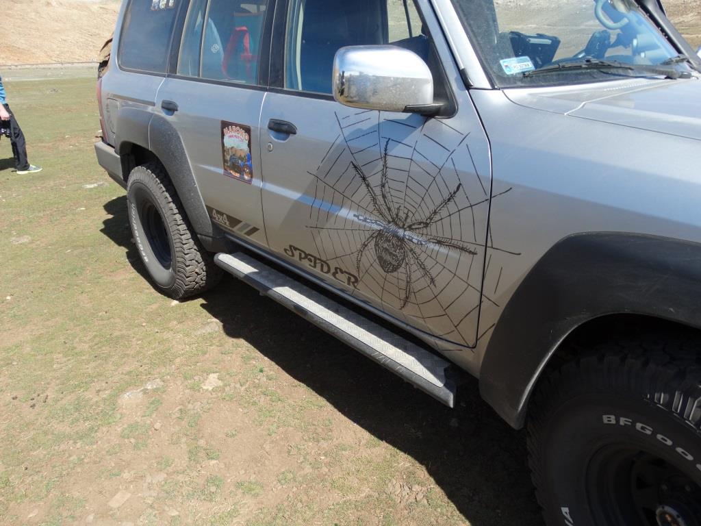 Progi do wersji długiej Nissan GU4